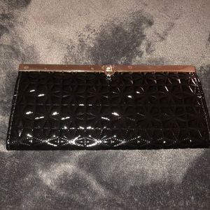 Black wallet